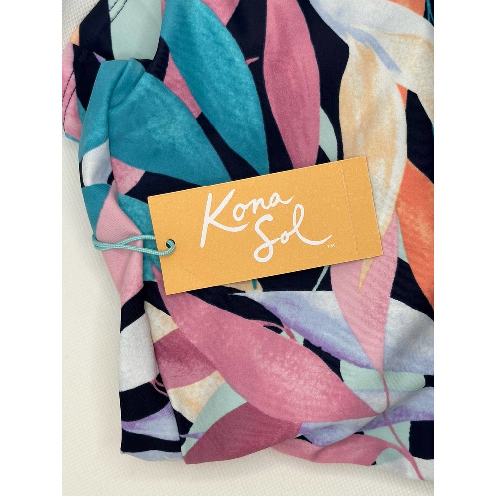 Kona sol tankini top  S  muted colorful leaves